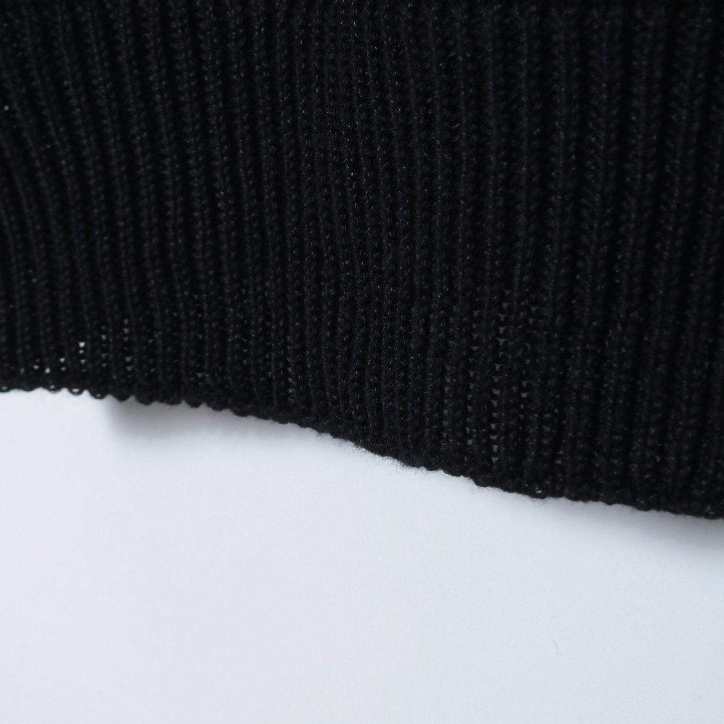 CAST OFF ROLL NECK KNIT