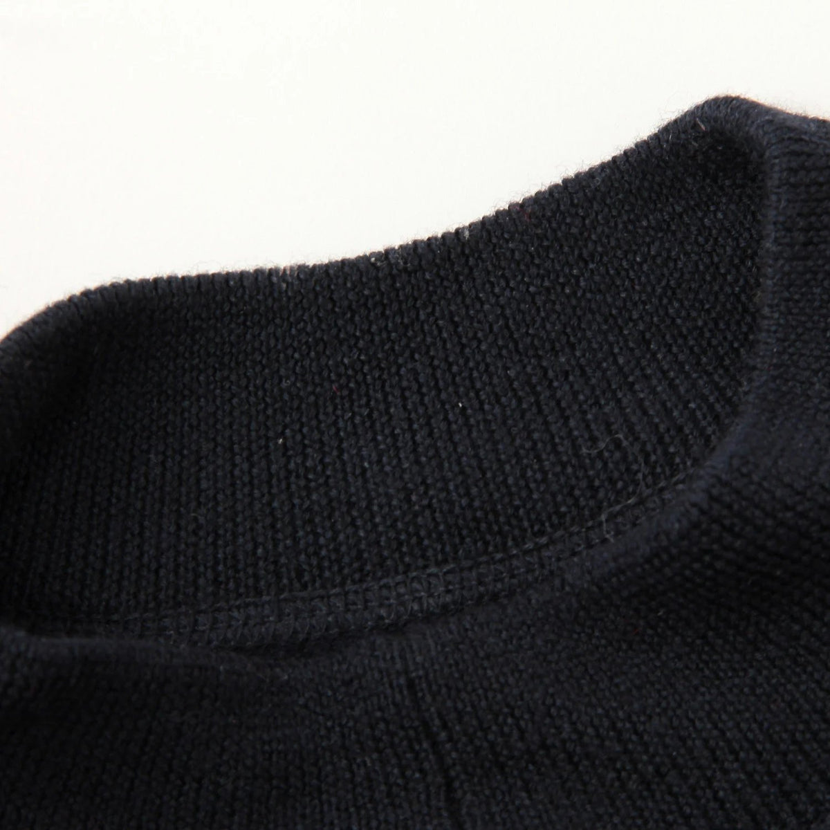 FELTED ROUGH WOOL KNIT