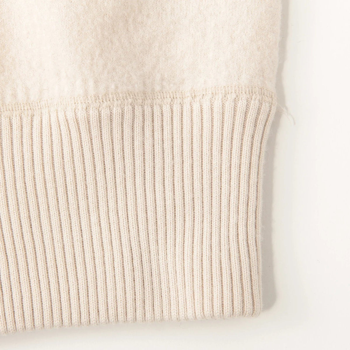 FELTED DRY WOOL KNIT