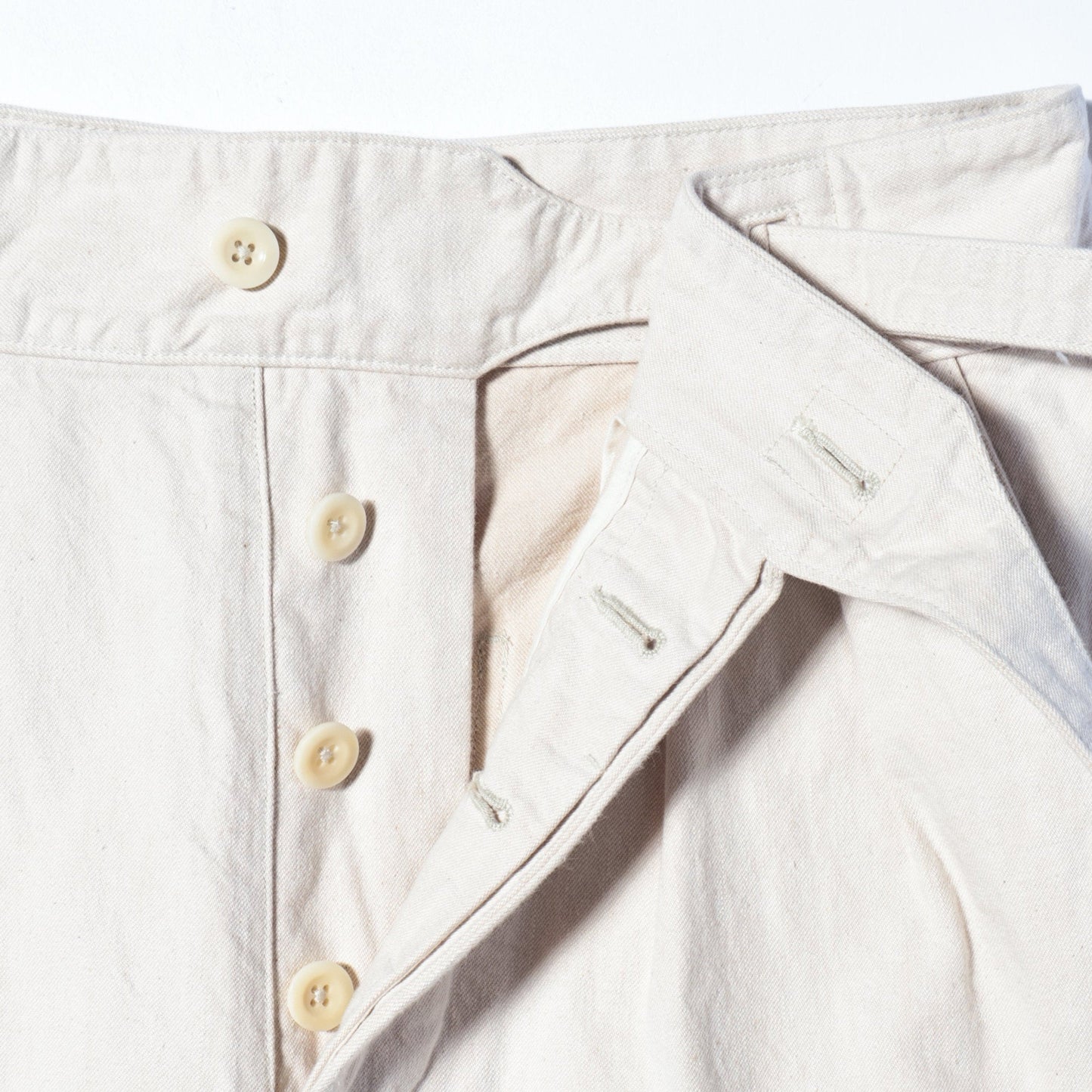 NATURAL DENIM TROUSERS