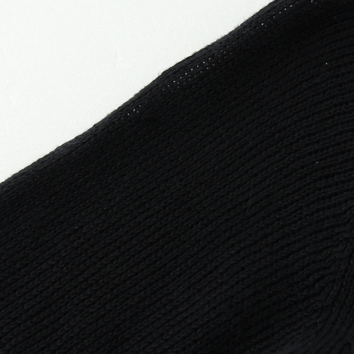 CAST OFF ROLL NECK KNIT