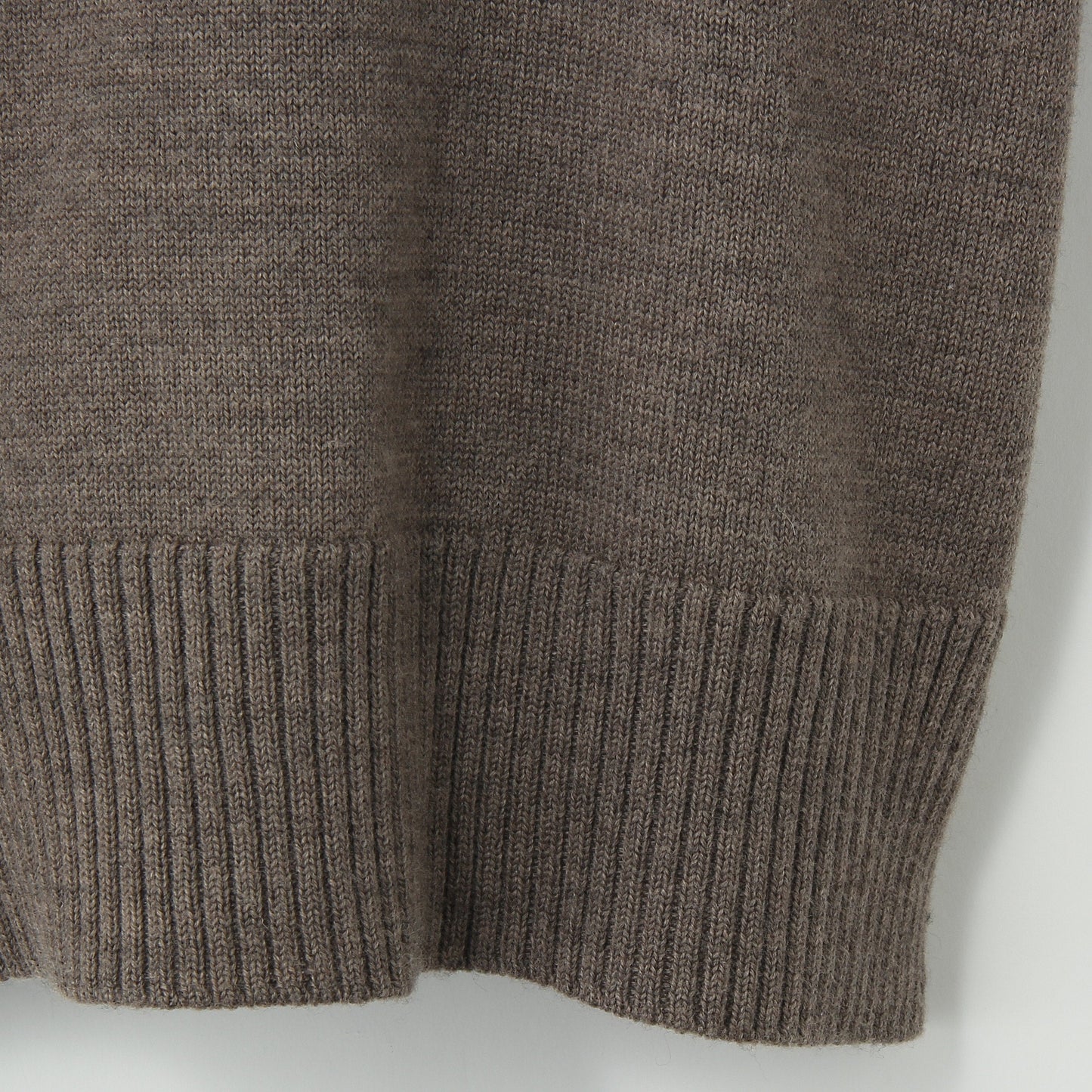 PURE WOOL KNIT