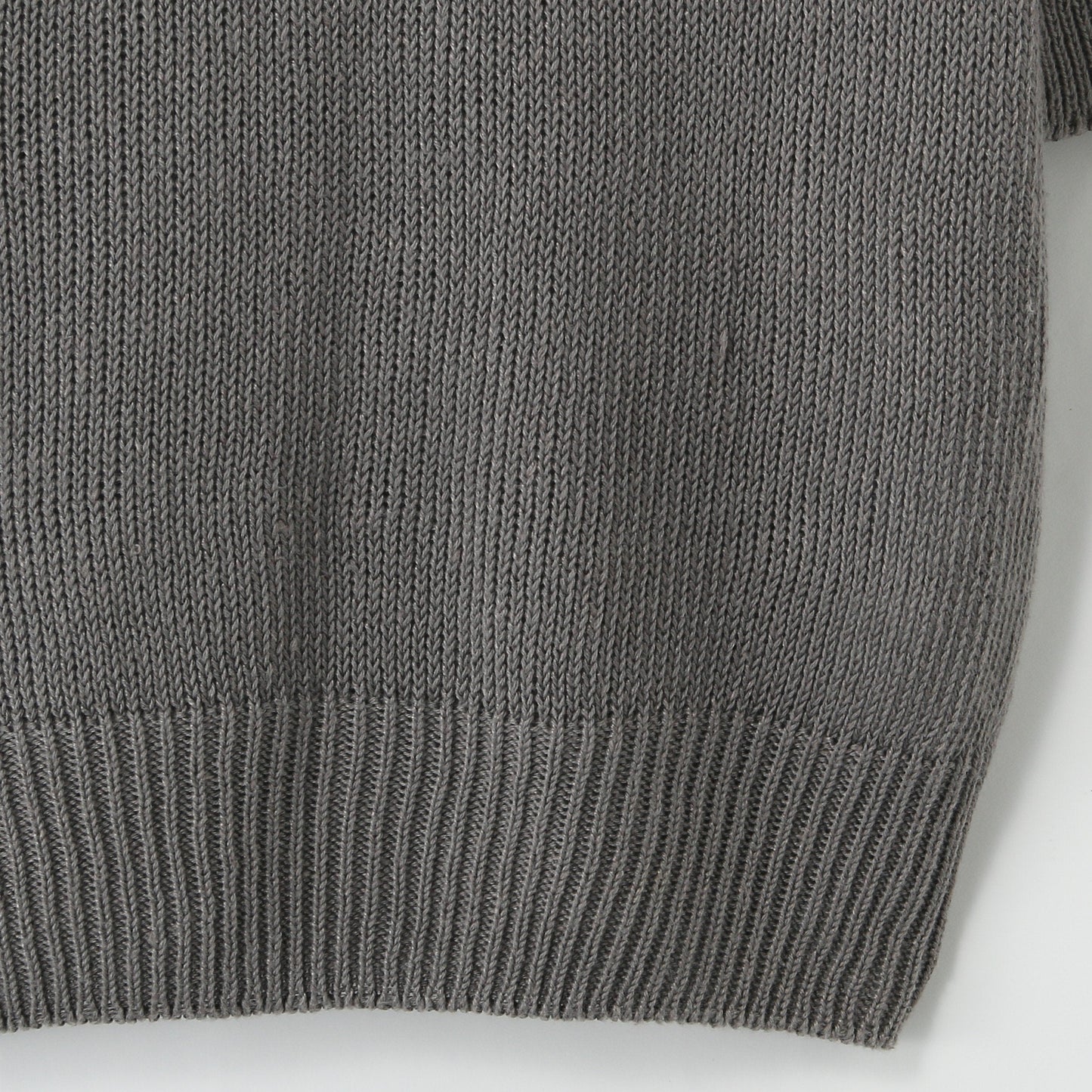 CAST OFF ROLL NECK KNIT