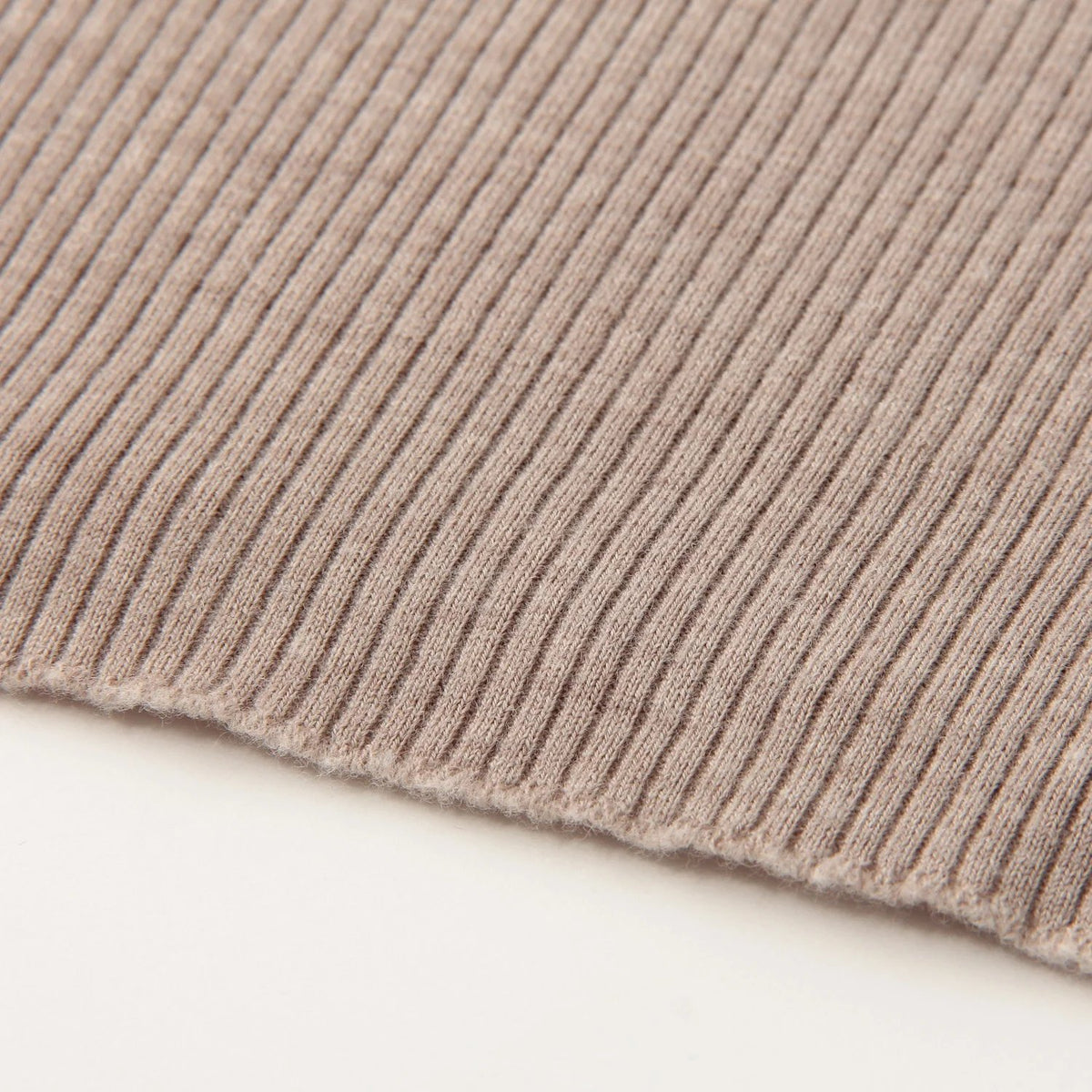 FINE RIB TURTLENECK KNIT