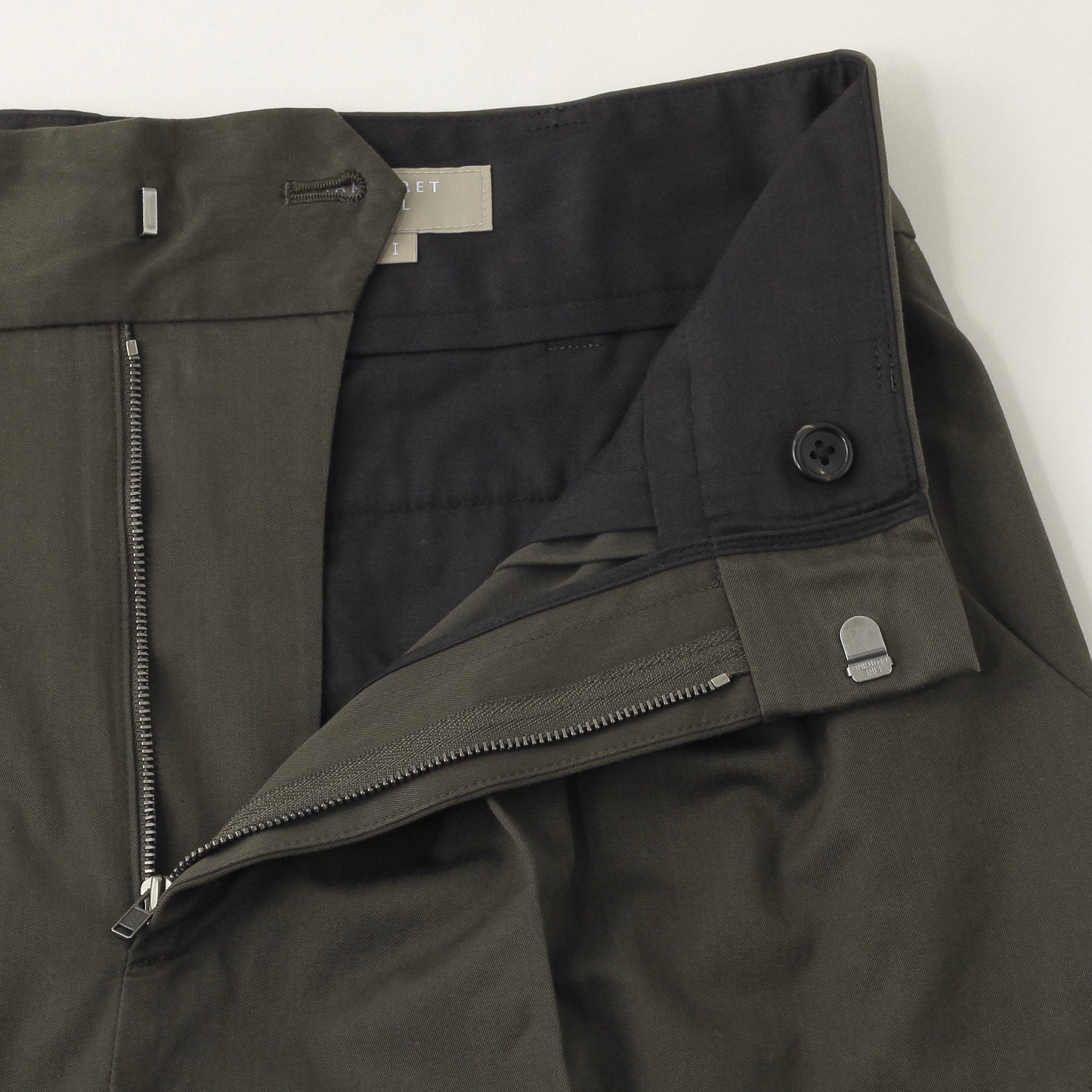 DENSE FINE COTTON TWILL TROUSERS