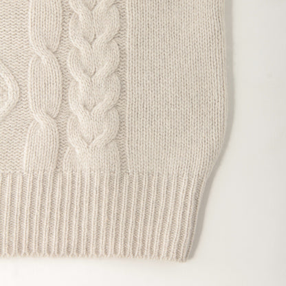 CABLE KNIT