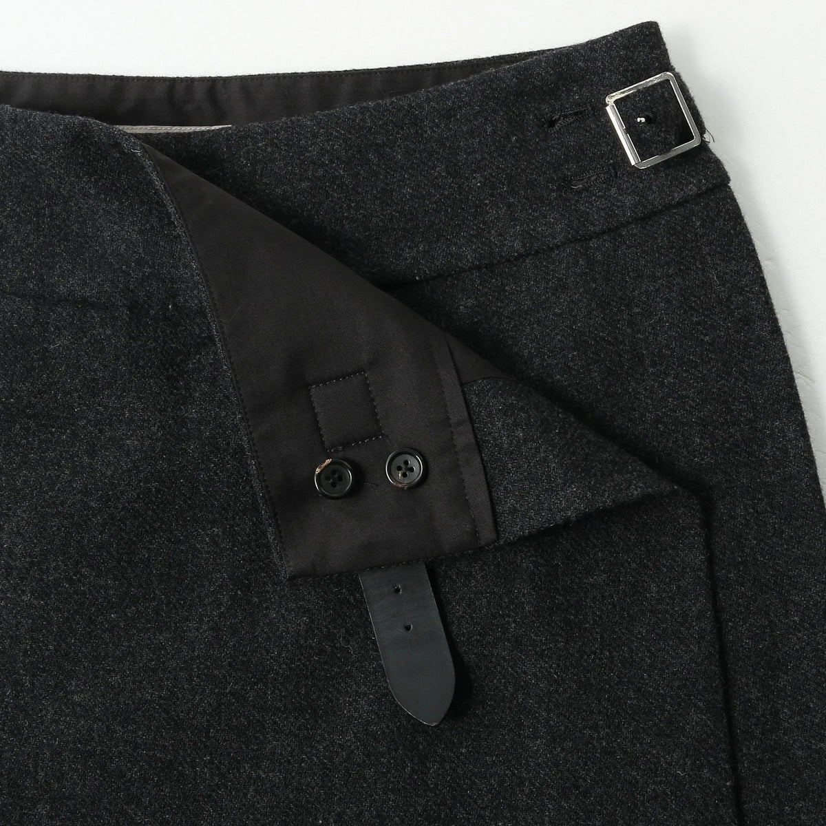WOOLEN TWILL SKIRT