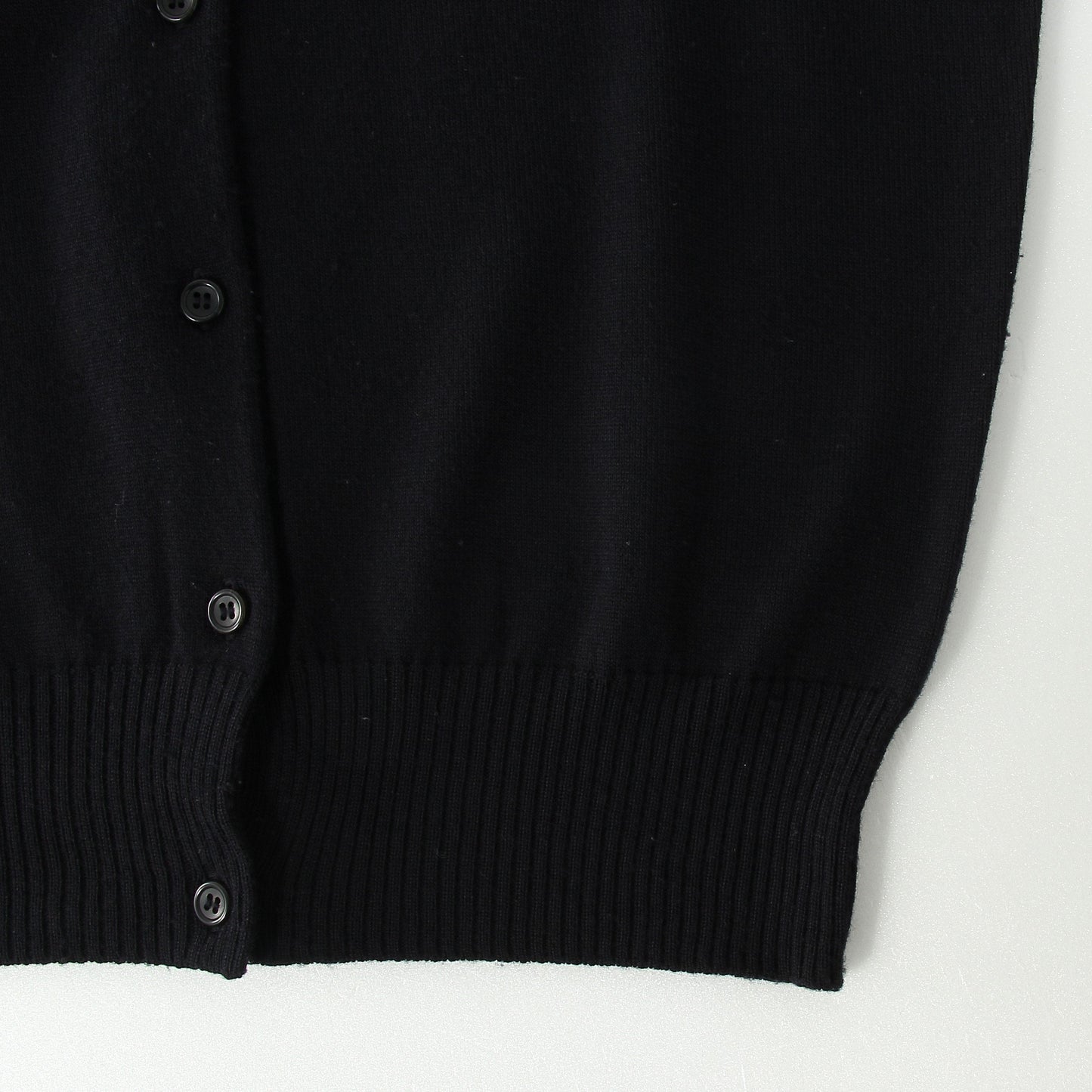 SUPERFINE WOOL KNIT