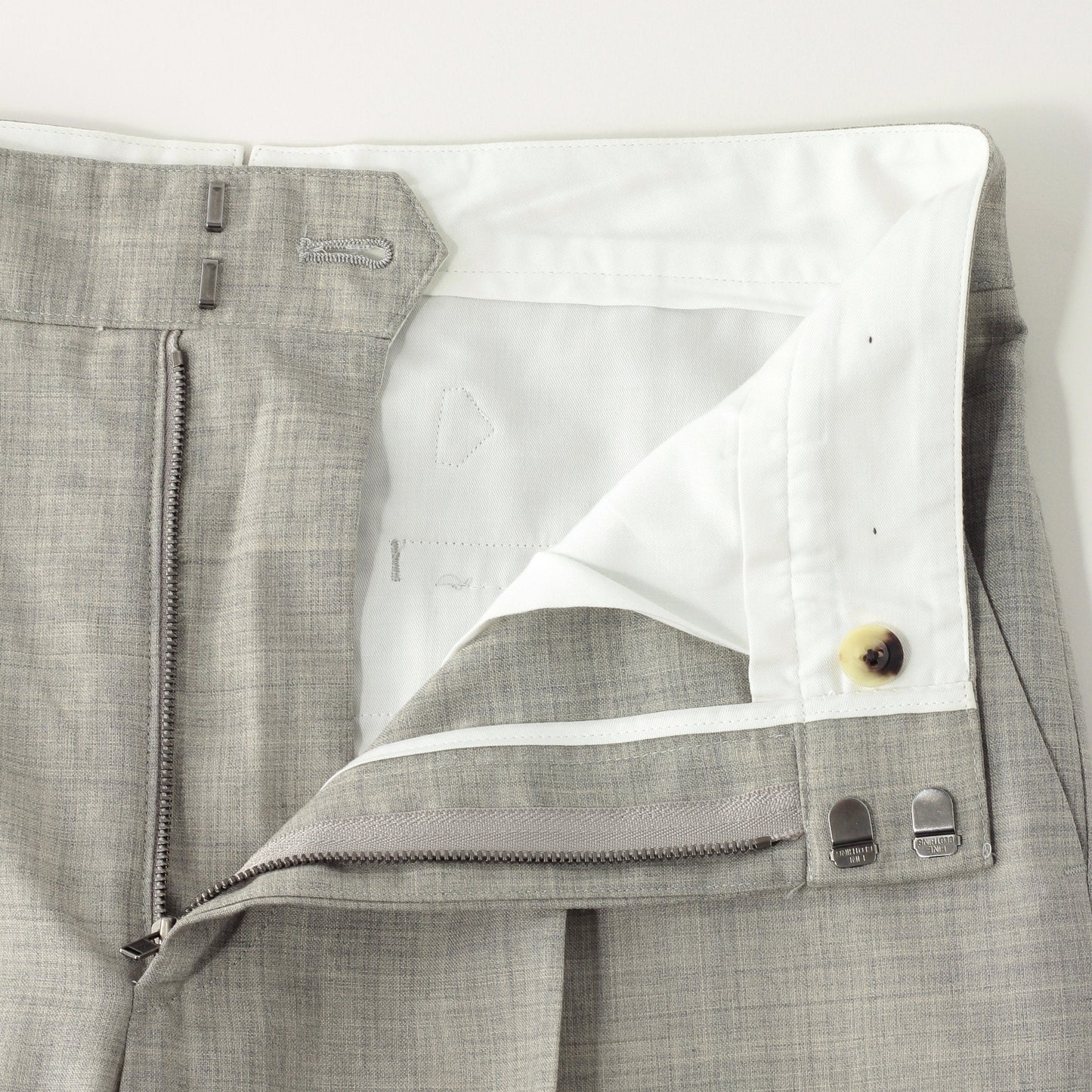 SUMMER WOOL TROUSERS