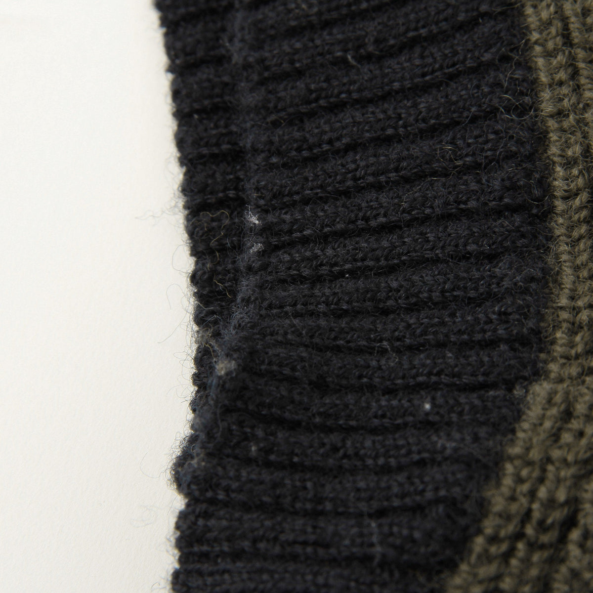 VIRGIN WOOL KNIT
