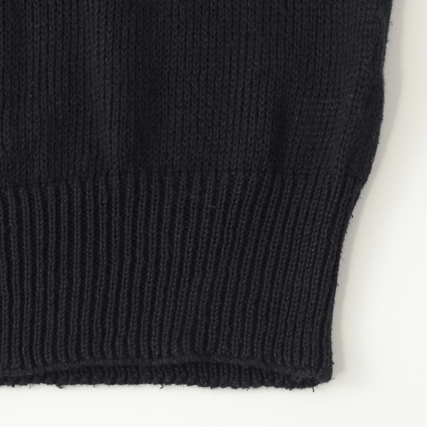 CAST OFF ROLL NECK KNIT