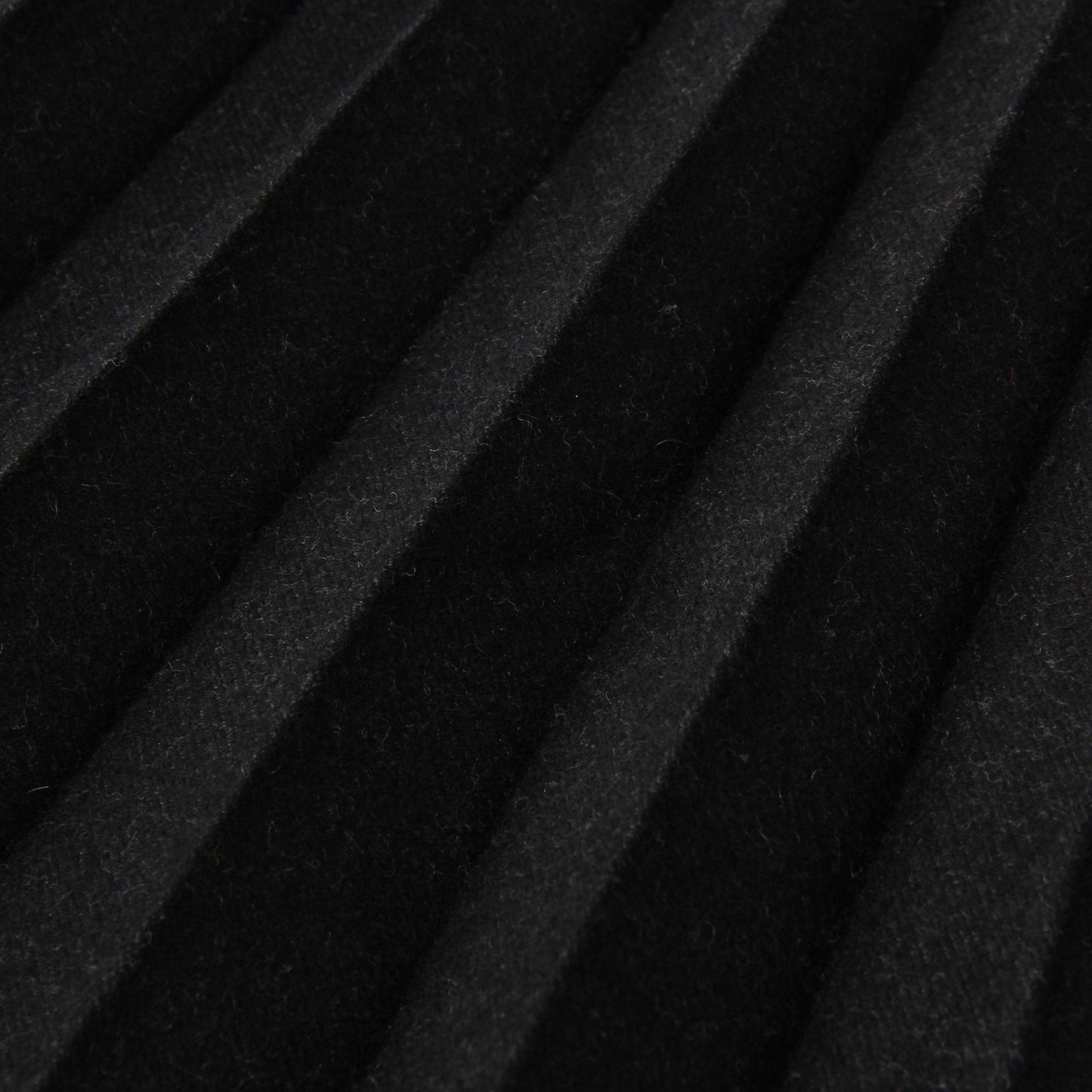 LIGHT FLANNEL SKIRT