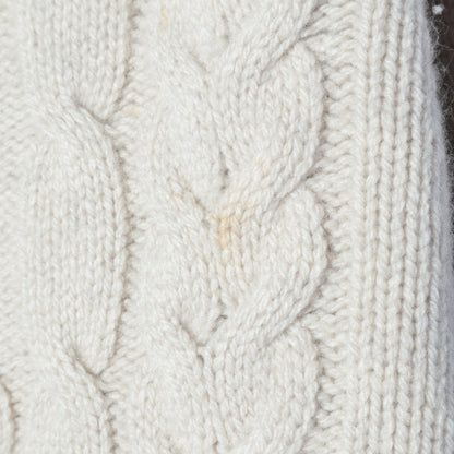 CABLE KNIT