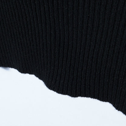 GRAPHIC ARGYLE KNIT