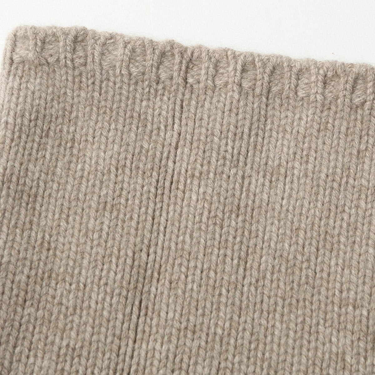 MERINO CASHMERE NECKWARMER SCARF