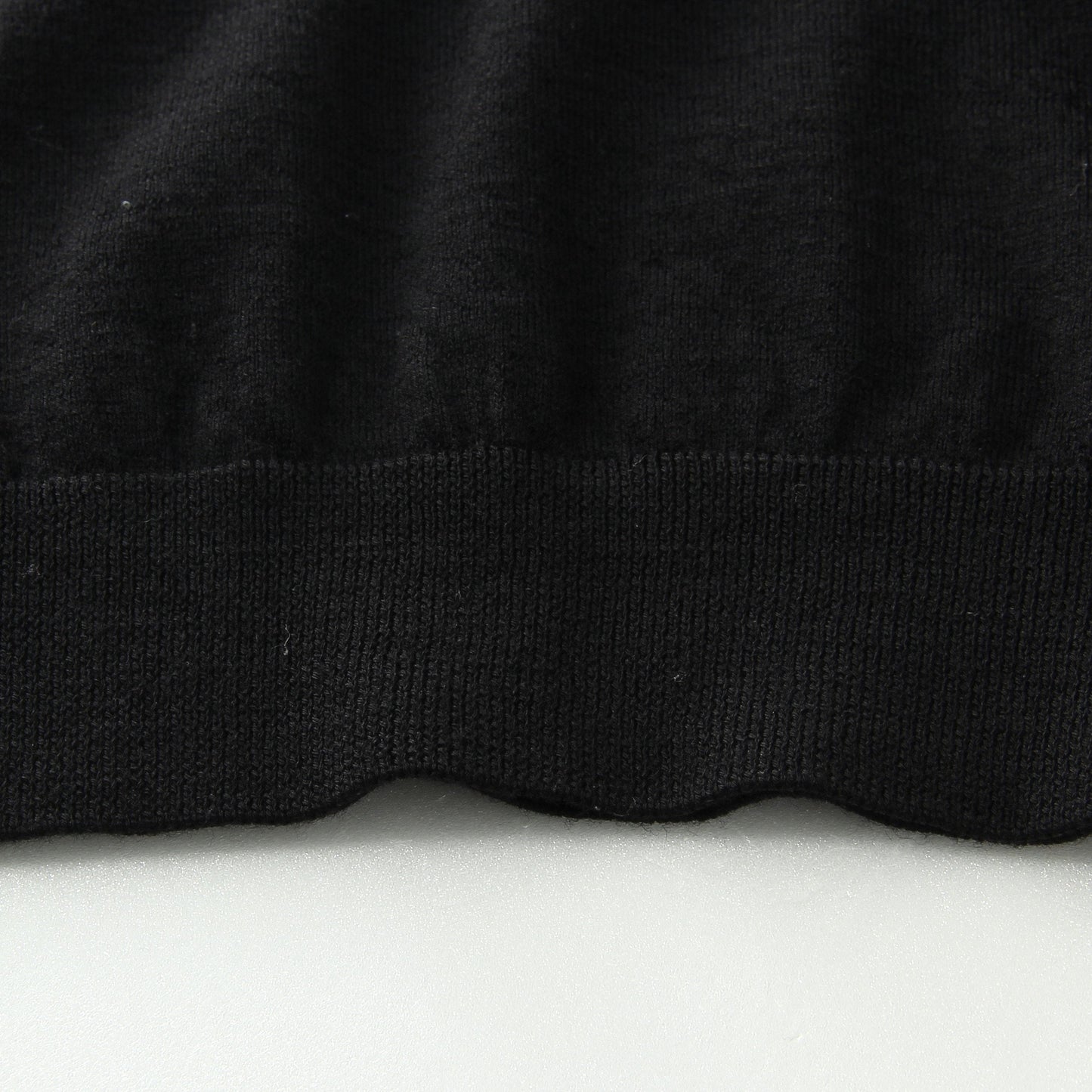 SUPERFINE WOOL KNIT