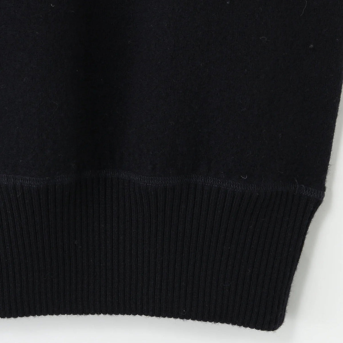 FELTED DRY WOOL KNIT