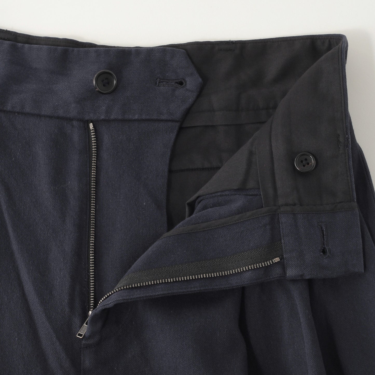 YARN DYE HEAVY COTTON TWILL TROUSERS