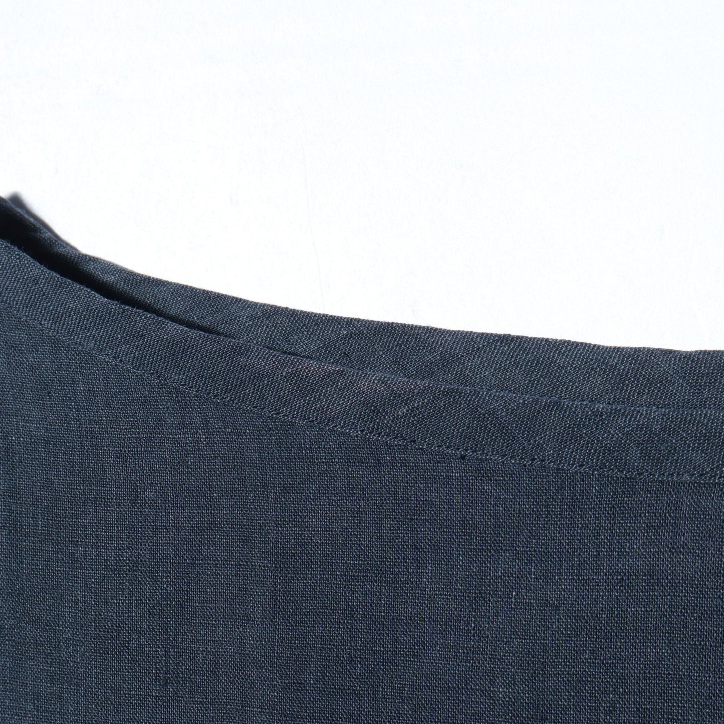 CHAMBRAY LINEN SHIRT
