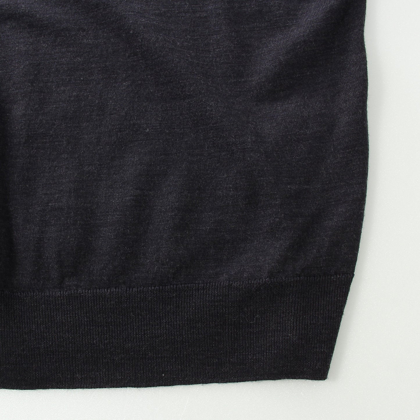 WOOL TURTLE NECK KNIT