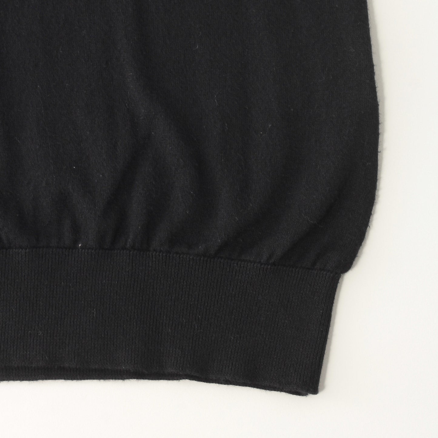 TURTLE NECK KNIT