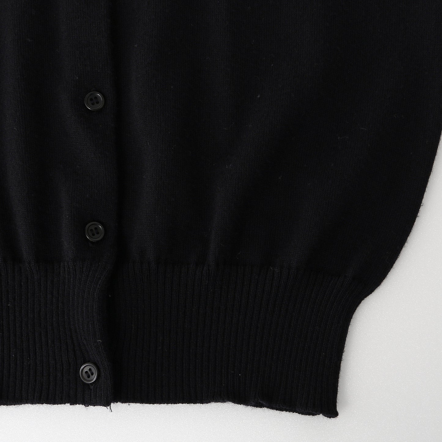 SUPERFINE WOOL KNIT