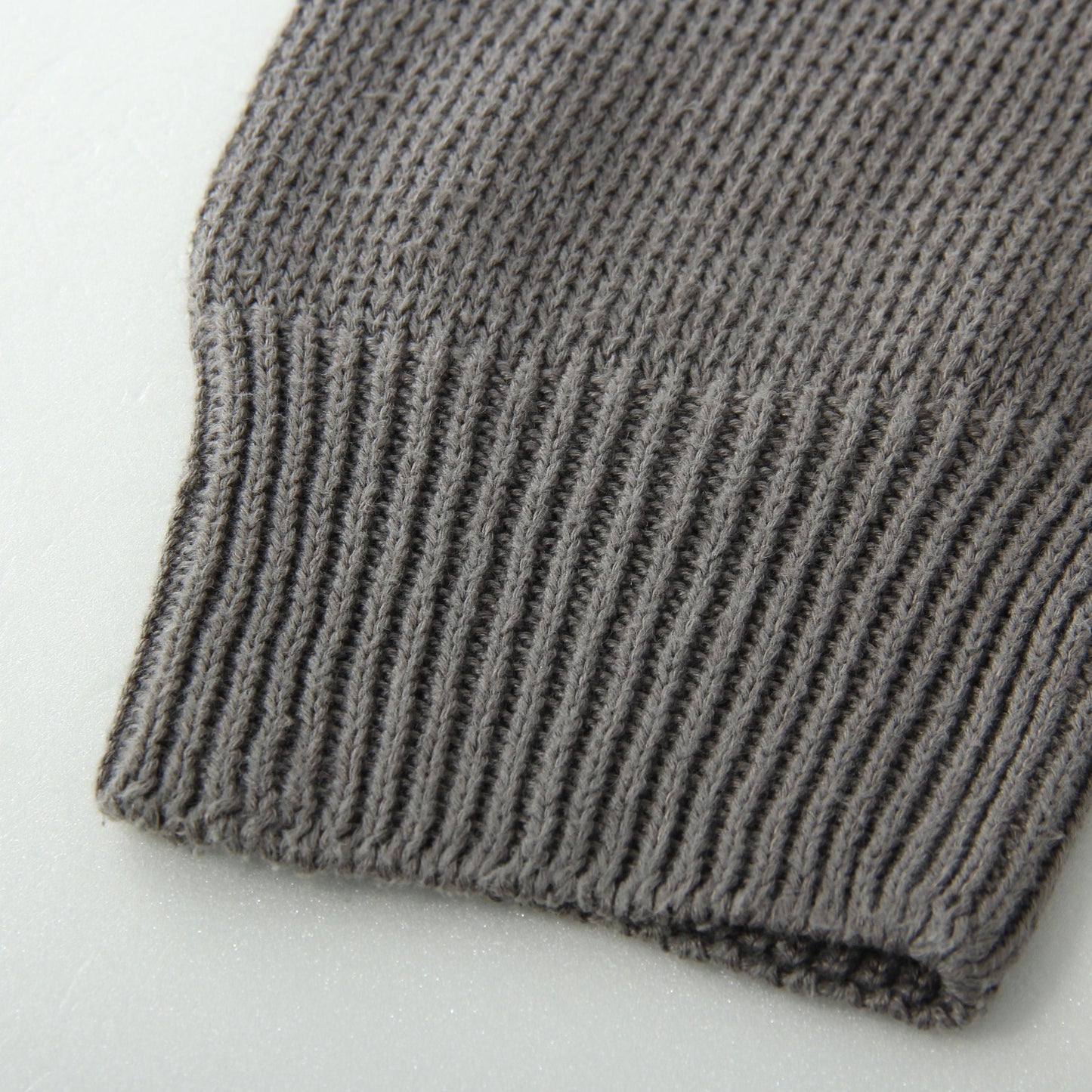 CAST OFF ROLL NECK KNIT