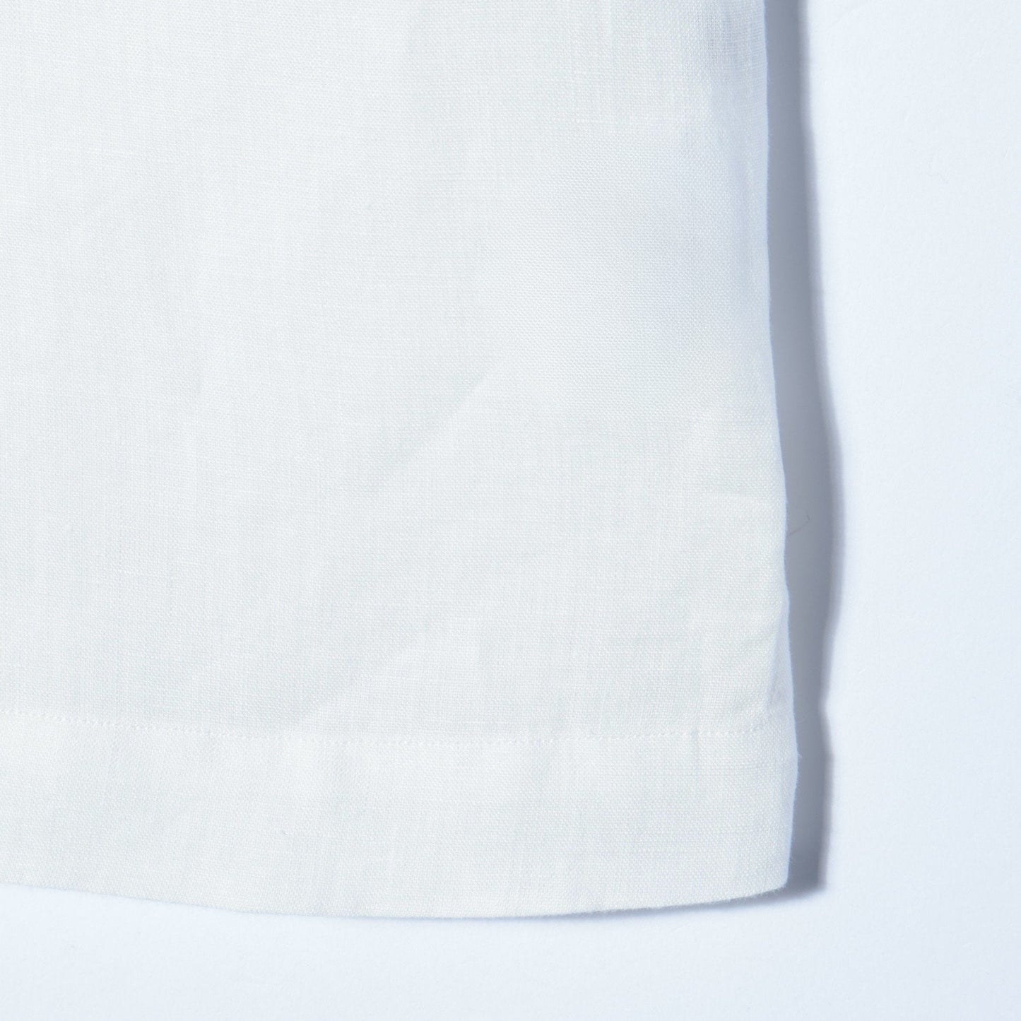 CLEAN LINEN SHIRT