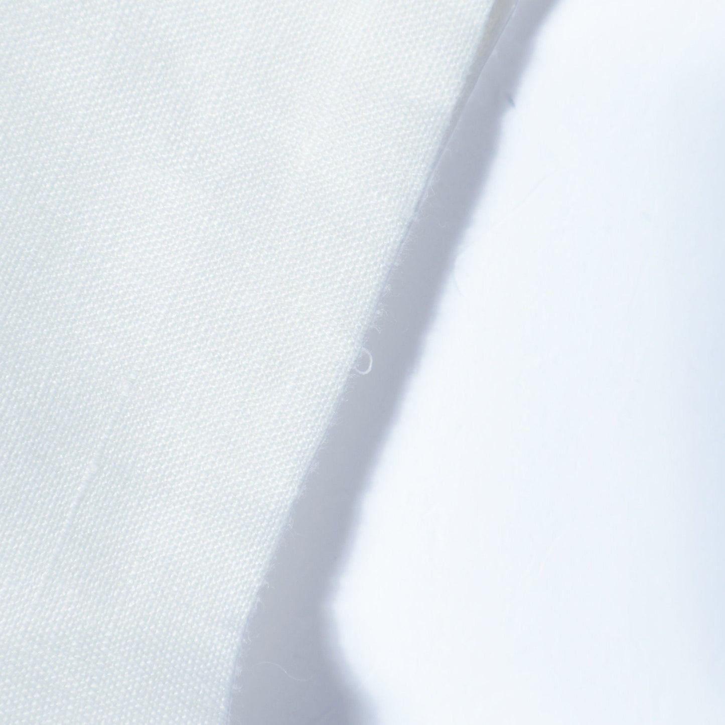 CLEAN LINEN SHIRT