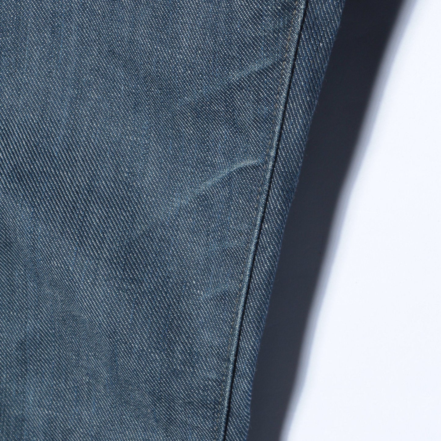 GREY CAST TROUSERS