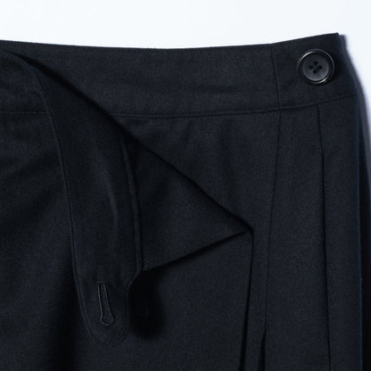 LIGHTWEIGHT FLANNEL SKIRT
