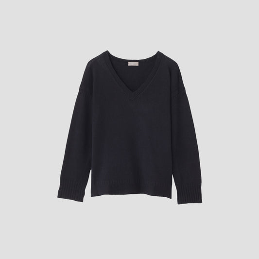 V NECK GUERNSEY KNIT