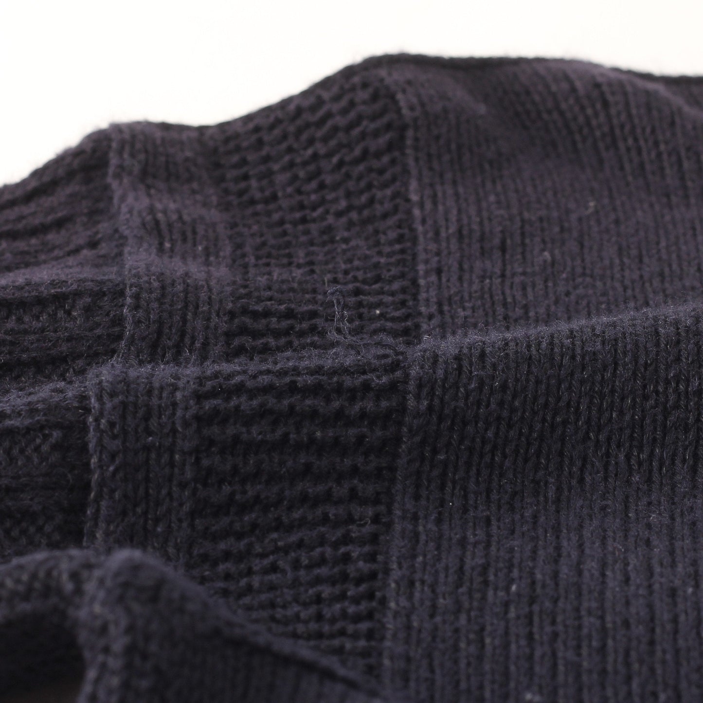 V NECK GUERNSEY KNIT