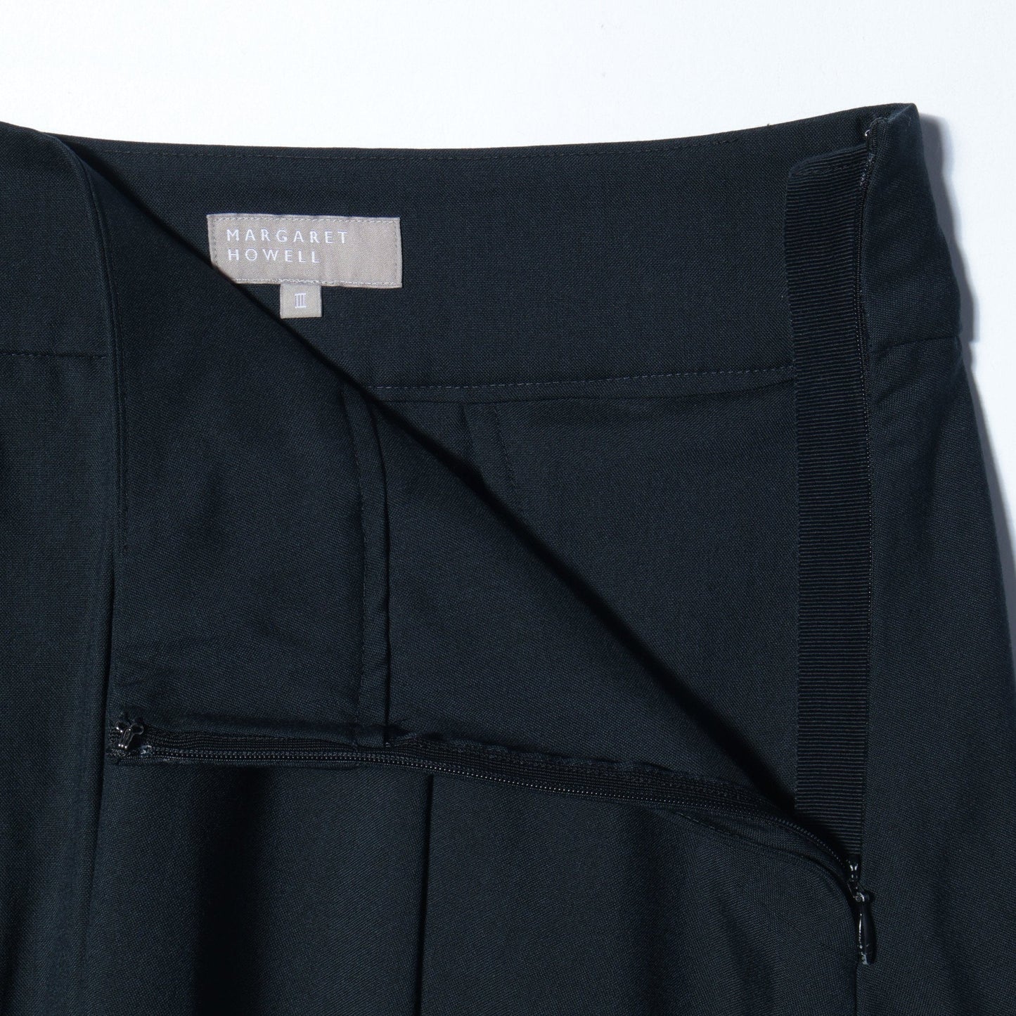 FINE WOOL POPLIN SKIRT