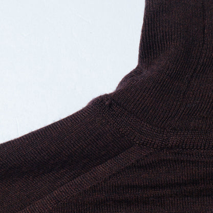 WOOL TURTLE NECK KNIT