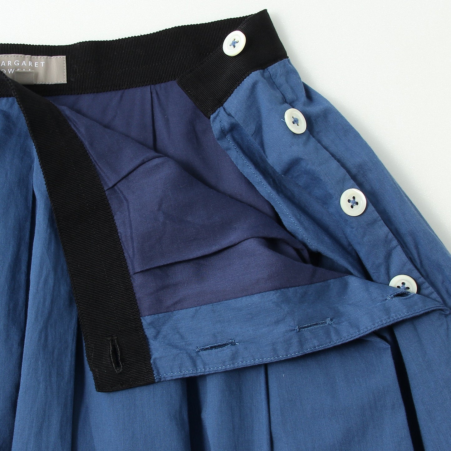 FINE COTTON SKIRT