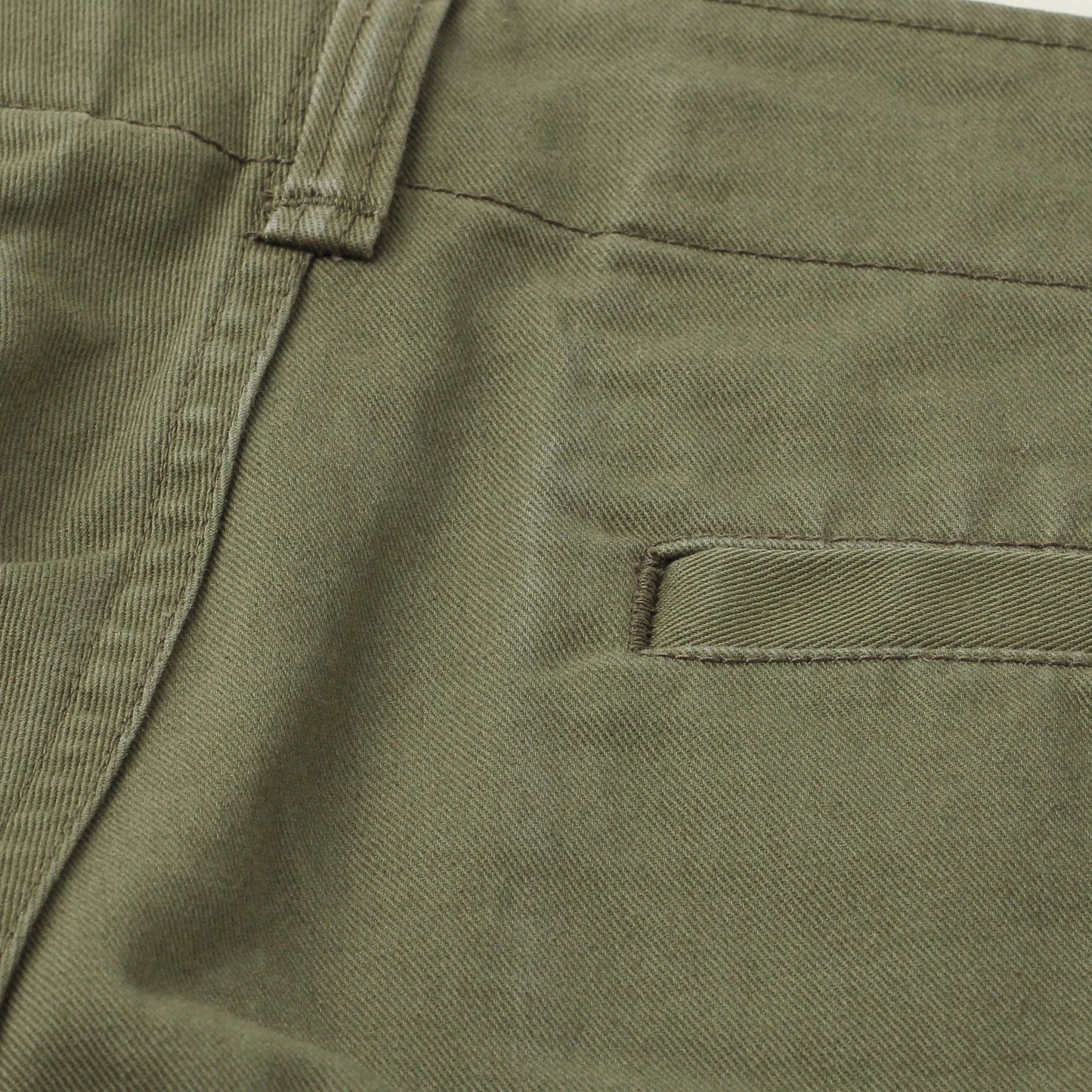 BASIC CHINO TROUSERS