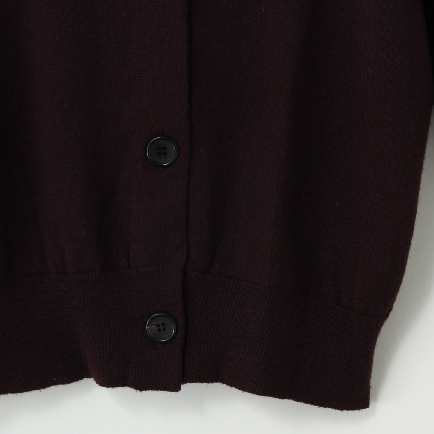 MERINO WOOL KNIT