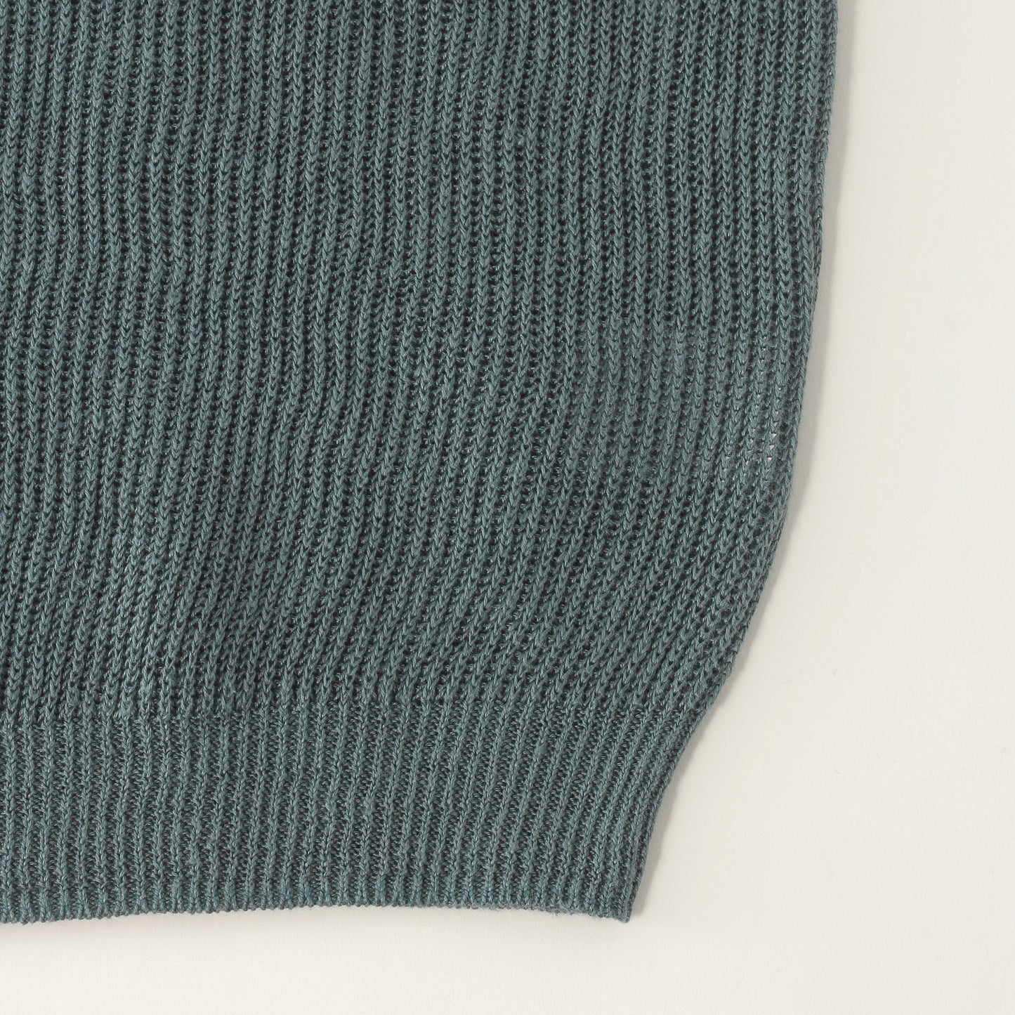 RIBBED LINEN KNIT