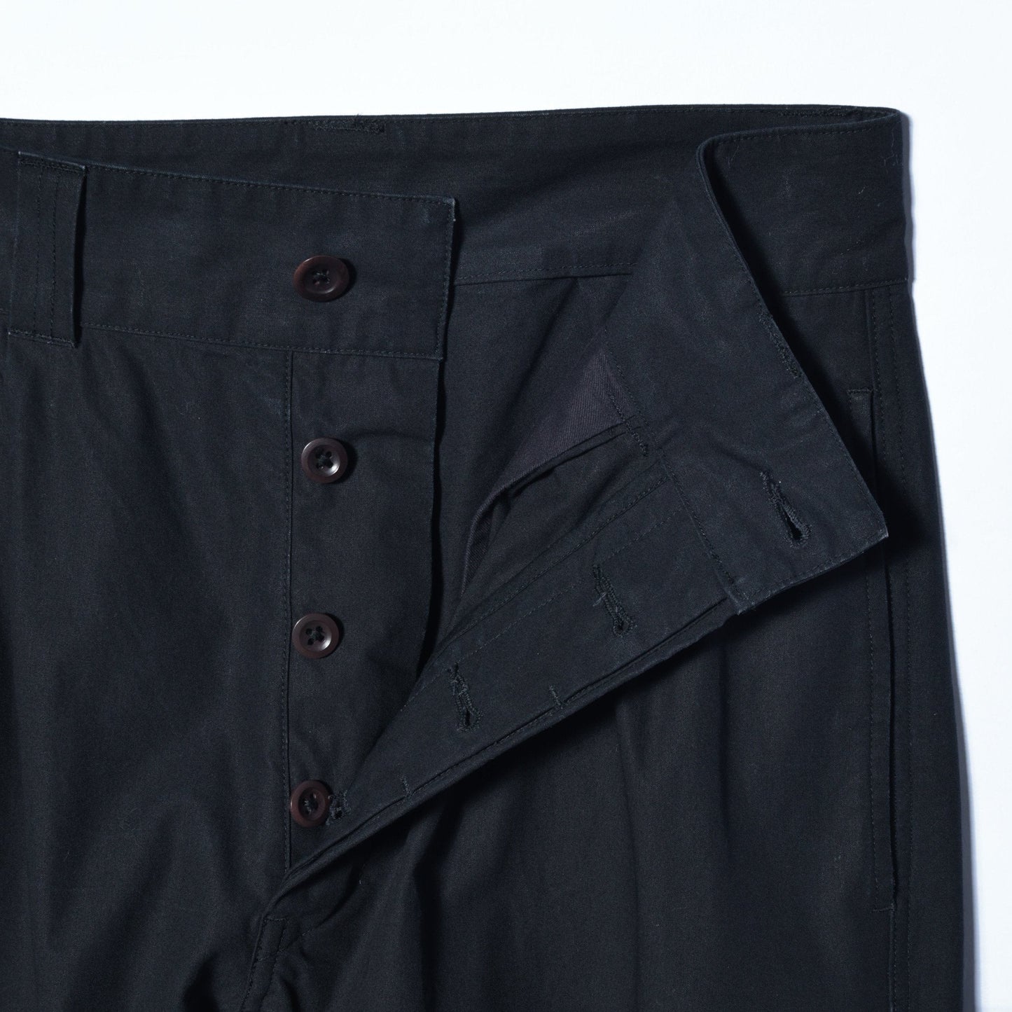 CRISP COTTON PLAINWEAVE TROUSERS