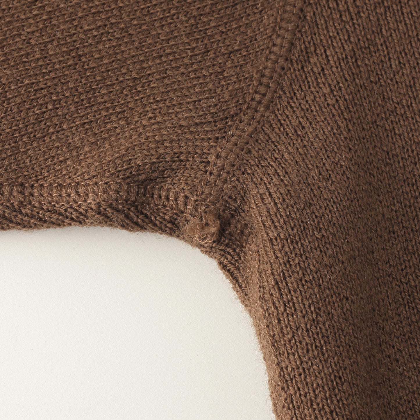 DRY DENSE WOOL KNIT