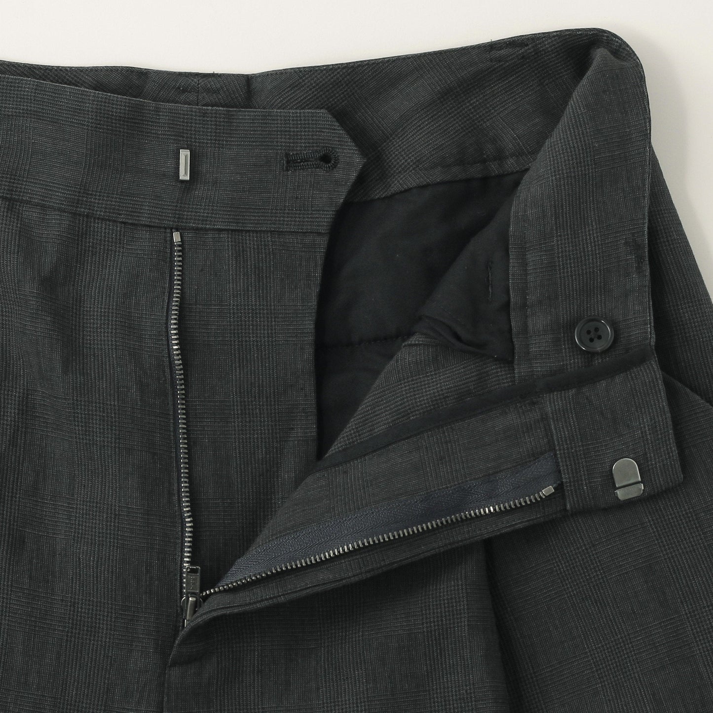 LINEN TROUSERS