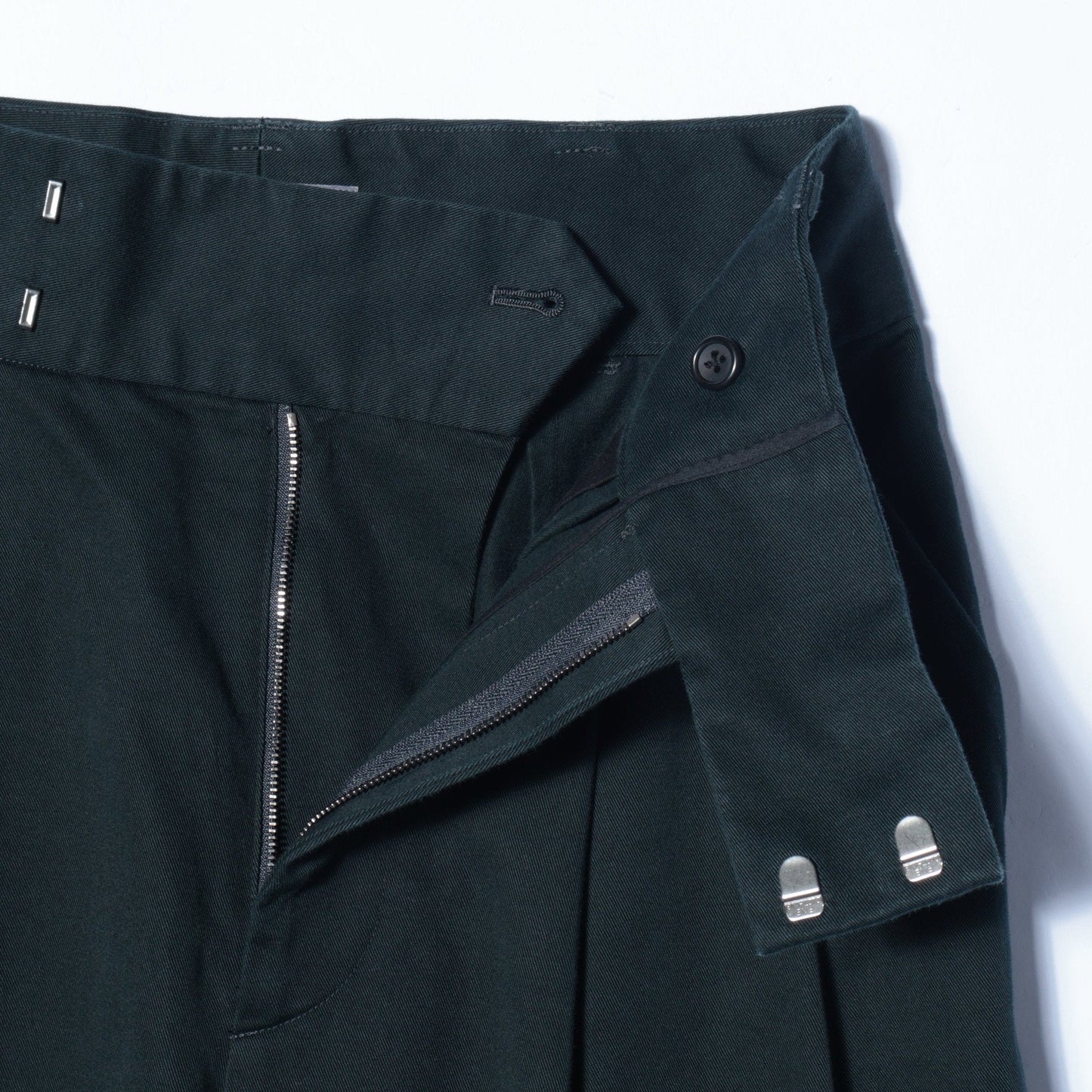 ORGANIC COTTON TWILL TROUSERS