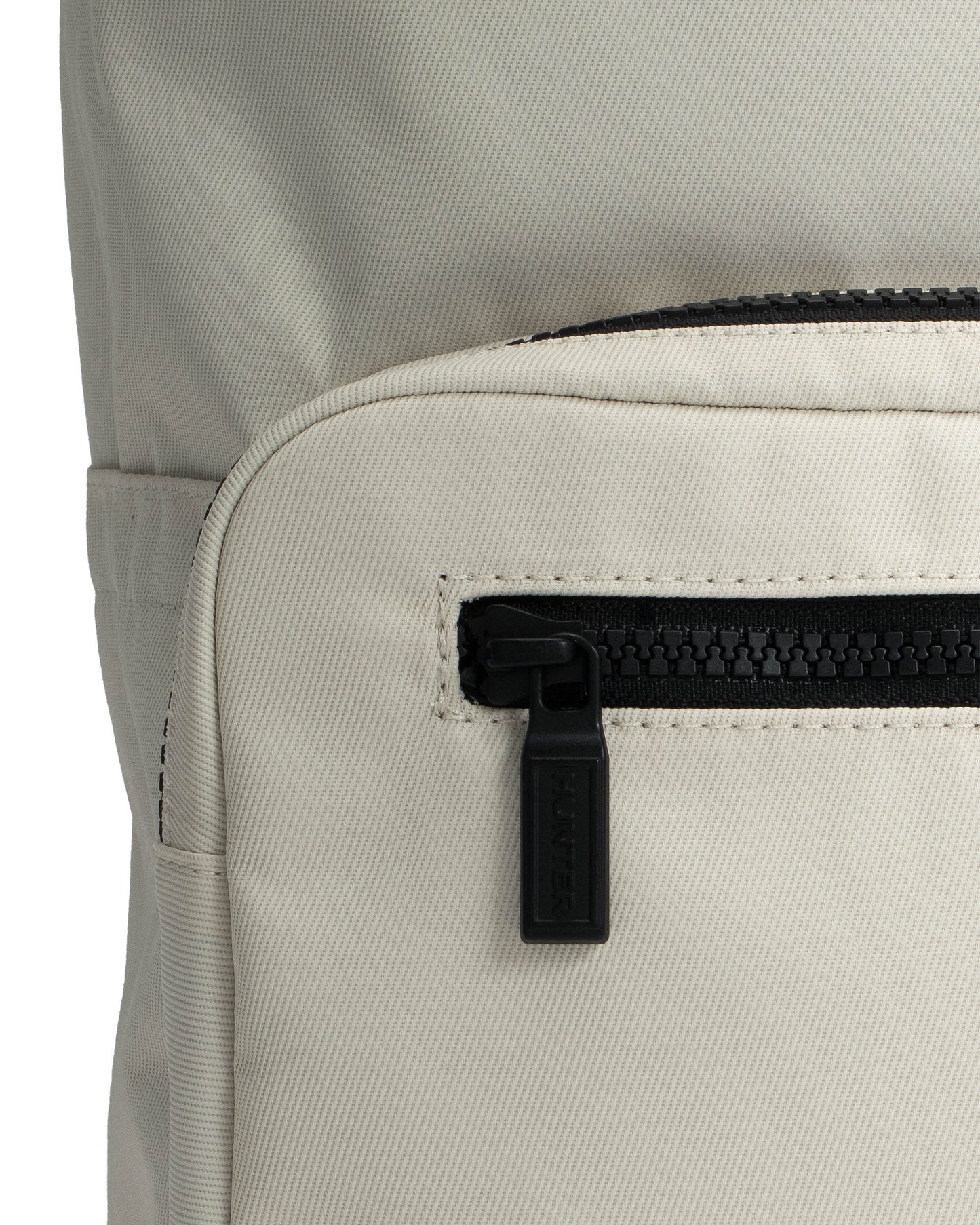 ナイロン パイオニア ミディアム トップクリップ バックパック