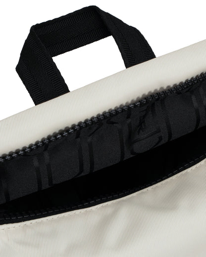 ナイロン パイオニア ミディアム トップクリップ バックパック