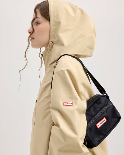 ナイロン クロスボディ