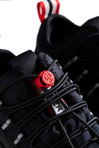 レディース トラベル ミッド トレーナー