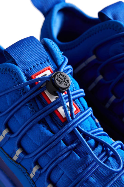 レディース トラベル ミッド トレーナー